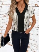Blusa de Verano con Estampado Geométrico y Manga Murciélago