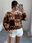 Sweater Tejido con Diseño a Cuadros y Detalle de Moño 3D