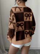 Sweater Tejido con Diseño a Cuadros y Detalle de Moño 3D