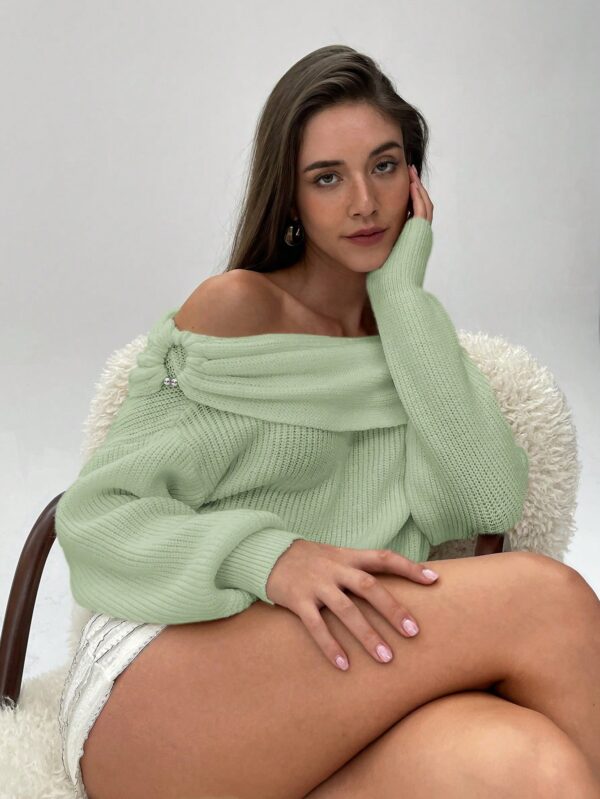 Sweater Elegante de Hombros Descubiertos con Detalle de Anillo - Image 53