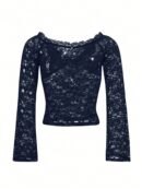 Blusa Y2K Ajustada con Hombros Descubiertos y Manga Larga de Encaje