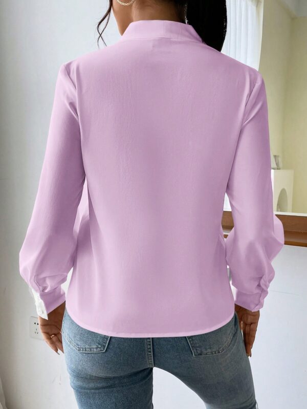 Blusa de Oficina Elegante de Manga Larga con Cuello en V - Image 9