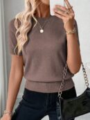 Sweater de Punto en Color Sólido con Manga Corta