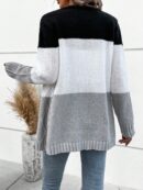 Cardigan Tejido Tricolor con Botones y Cuello en V