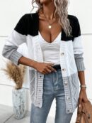 Cardigan Tejido Tricolor con Botones y Cuello en V