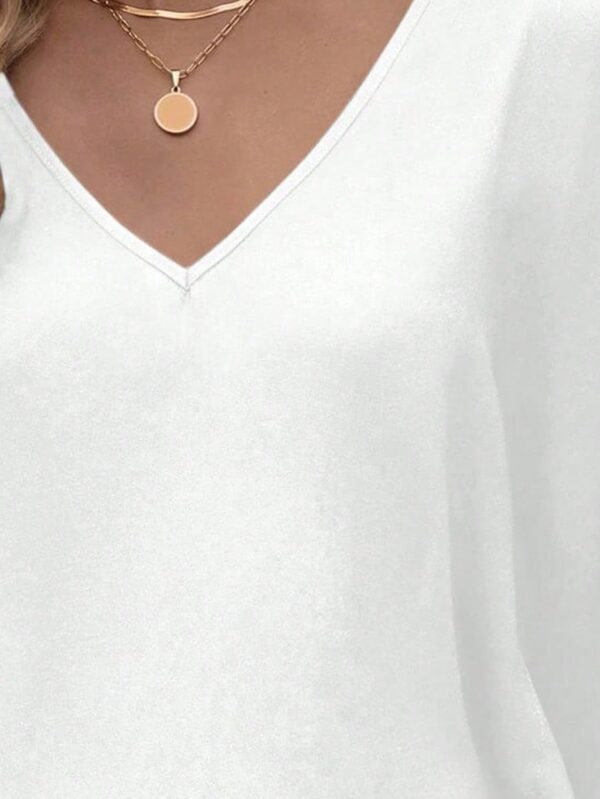 Blusa de Verano con Escote en V y Mangas Murciélago - Image 11
