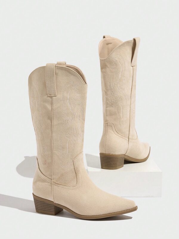 Botas de Tacón Medio con Bordados Estilo Western y Acabado Brillante