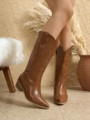 Botas de Tacón Medio con Bordados Estilo Western y Acabado Brillante