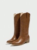 Botas de Tacón Medio con Bordados Estilo Western y Acabado Brillante