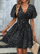 Vestido Casual Cuello en V con Mangas Mariposa