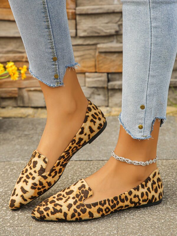 Zapatos Planos Estampados con Punta Afilada y Diseño Deslizable - Image 47