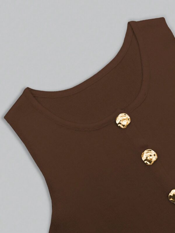 Chaleco Elegante de Botones Metálicos con Cuello Redondo - Image 70