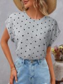 Camiseta Cuello Redondo y Manga Murciélago