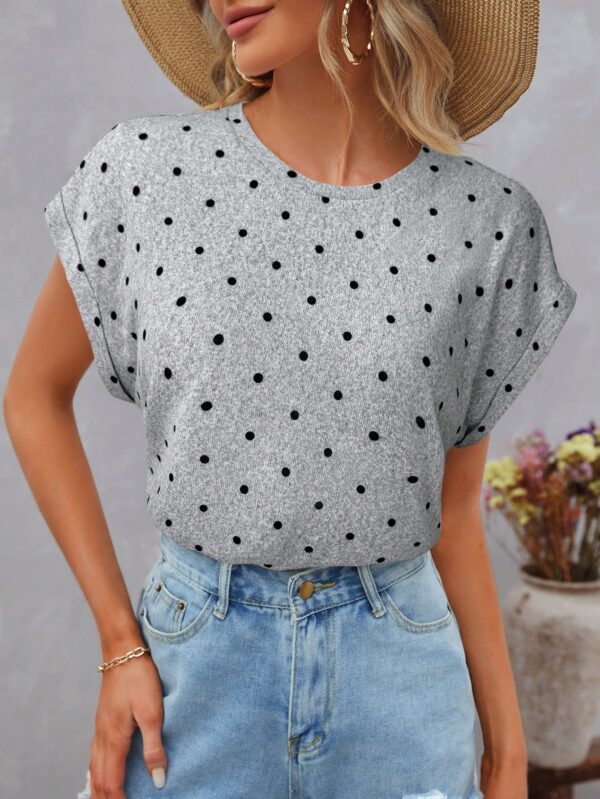 Camiseta Cuello Redondo y Manga Murciélago - Image 11