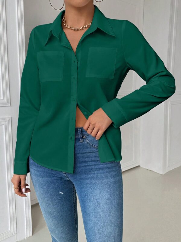 Blusa Casual Blanca de Manga Larga con Cuello y Bolsillo - Image 57