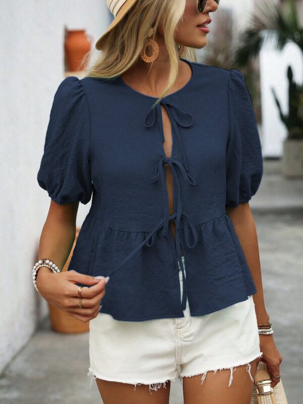 Blusa Casual de Cuello Redondo con Volantes y Manga Corta - Image 47