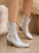 Botas Cortas Bordadas de Estilo Western con Punta Afilada
