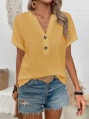 Camiseta de Verano Casual con Cuello en V y Botones Decorativos