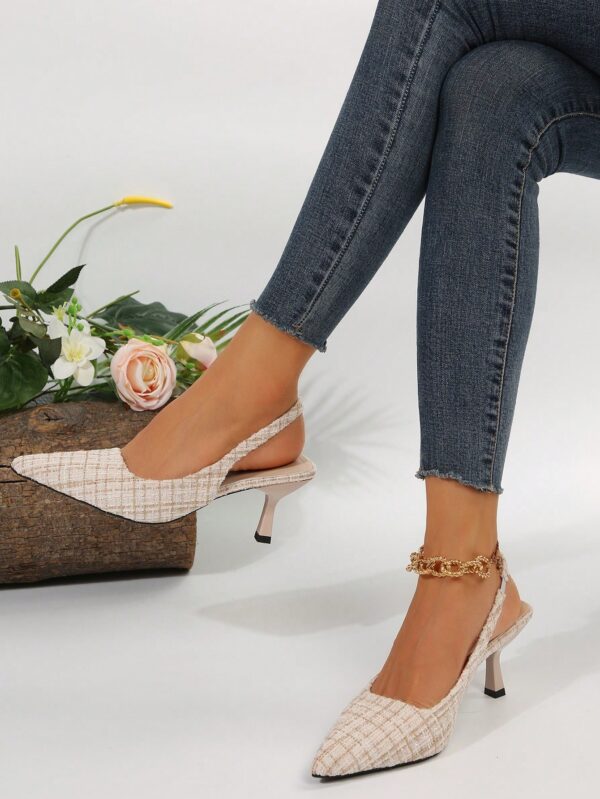Zapatos de Tacón Elegantes con Correa Trasera y Tacón Piramidal - Image 25