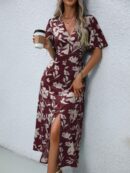 Vestido Largo Elegante de Estampado Tropical con Escote en V y Volantes
