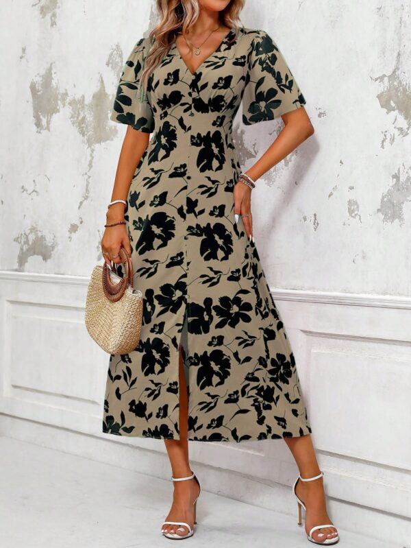 Vestido Largo Elegante de Estampado Tropical con Escote en V y Volantes - Image 39