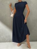 Vestido Midi Asimétrico A-Line Elegante y Simple con Cuello Alto