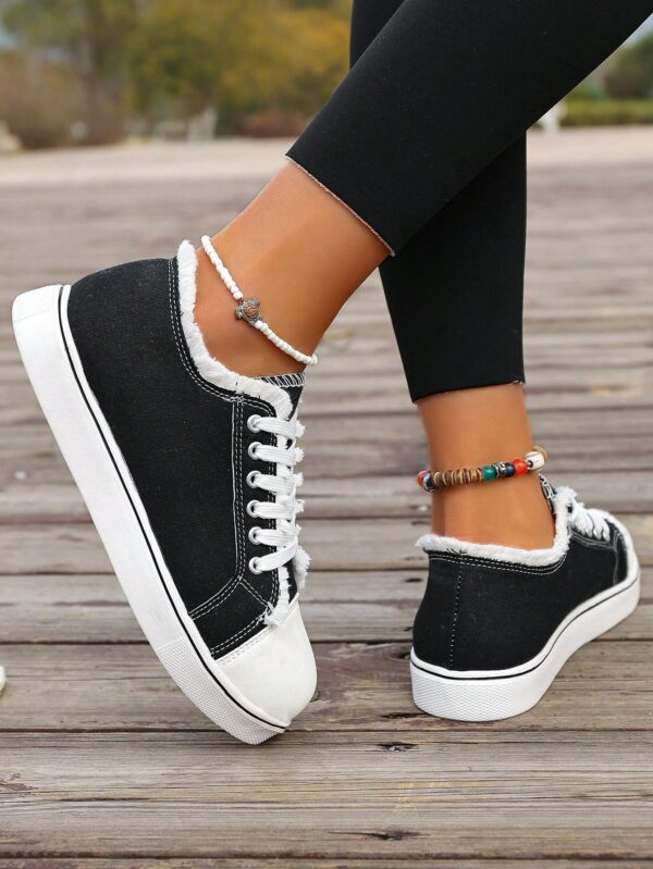 Zapatillas Casual de Lona con Punta Redonda y Detalles de Peluche - Image 33