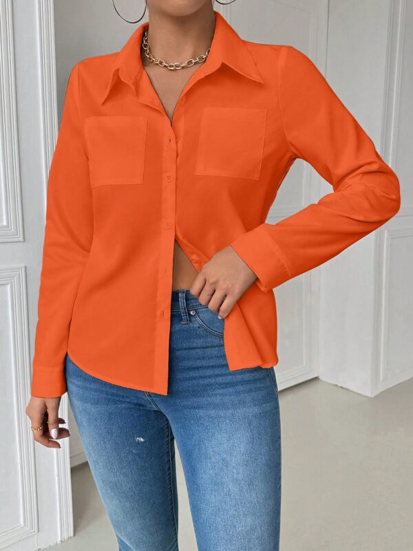 Blusa Casual Blanca de Manga Larga con Cuello y Bolsillo - Image 50