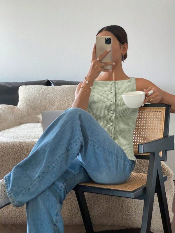 Blusa Elegante de Rayas con Botones y Abertura Frontal - Image 16