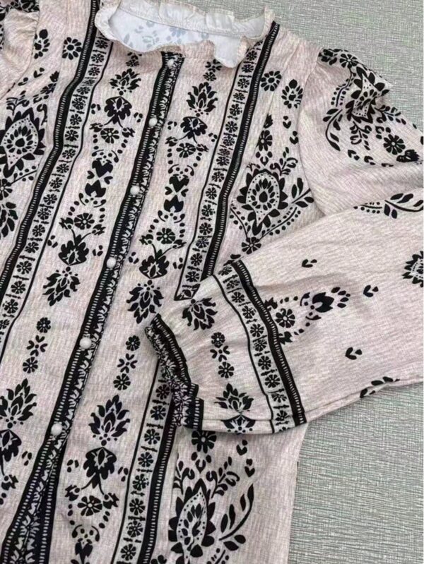 Camisa Elegante Floral Vintage, Manga Puff Extra Larga y Botones - Image 10