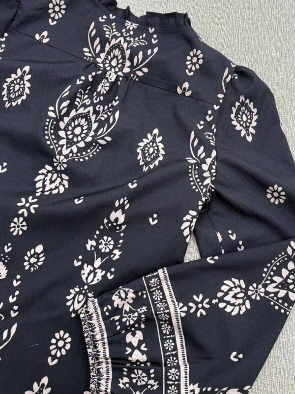 Camisa Elegante Floral Vintage, Manga Puff Extra Larga y Botones - Image 19