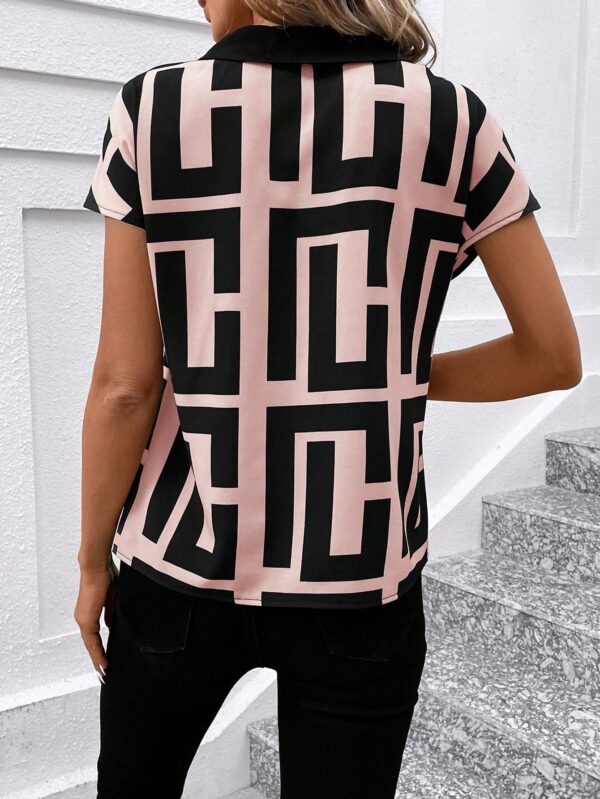 Blusa de Verano con Estampado Geométrico y Manga Murciélago - Image 65