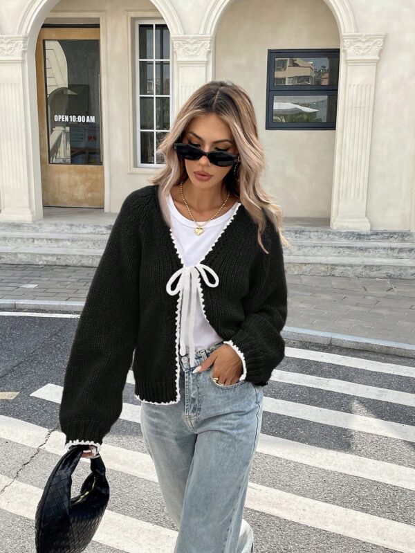 Cardigan Casual de Manga Larga con Detalles Contrastantes