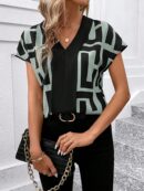Blusa de Verano con Estampado Geométrico y Manga Murciélago