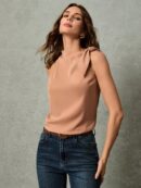 Blusa Negra Asimétrica con Nudo en Hombro y Cuello