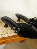 Zapatos de Tacón Gatito en Charol con Punta Afilada y Espalda Abierta