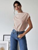 Blusa Elegante Asimétrica con Cuello Mao y Pliegues