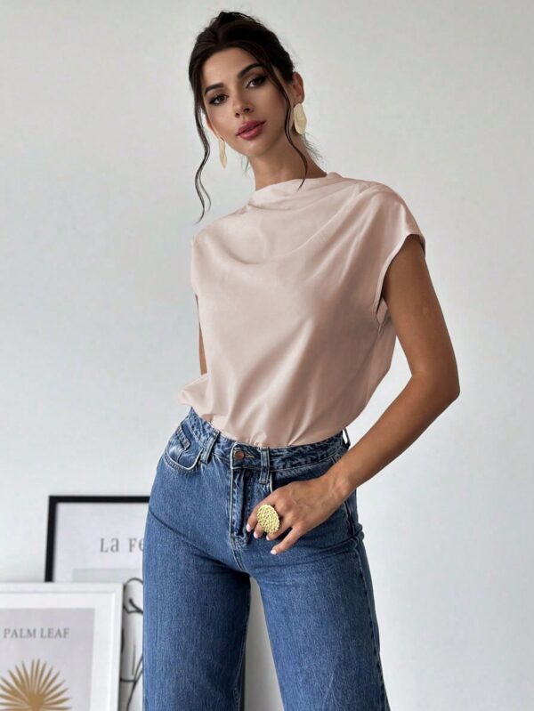 Blusa Elegante Asimétrica con Cuello Mao y Pliegues - Image 19