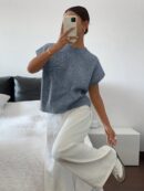 Sweater Casual Tricotado en Color Sólido con Detalles Florales