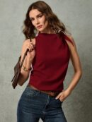 Blusa Negra Asimétrica con Nudo en Hombro y Cuello