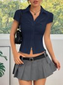 Blusa Blanca con Lazada Frontal y Mangas Cortas
