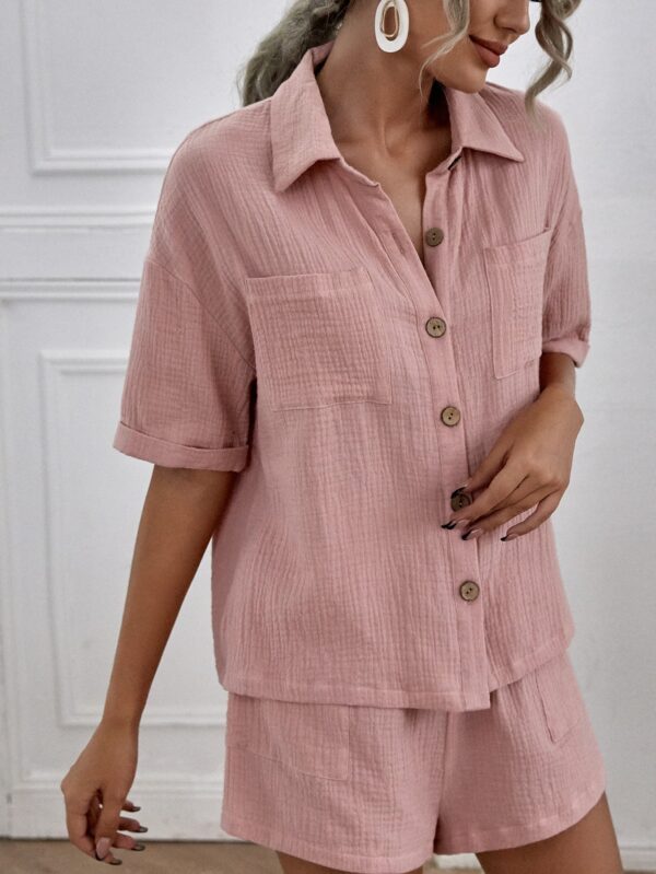 Conjunto Casual de Camisa y Shorts con Bolsillos - Image 23