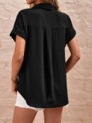 Camisa Negra de Manga Murciélago con Bolsillo y Botones