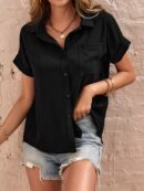 Camisa Negra de Manga Murciélago con Bolsillo y Botones