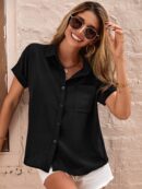 Camisa Negra de Manga Murciélago con Bolsillo y Botones