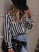 Camisa Manga Larga a Rayas Verticales con Botones
