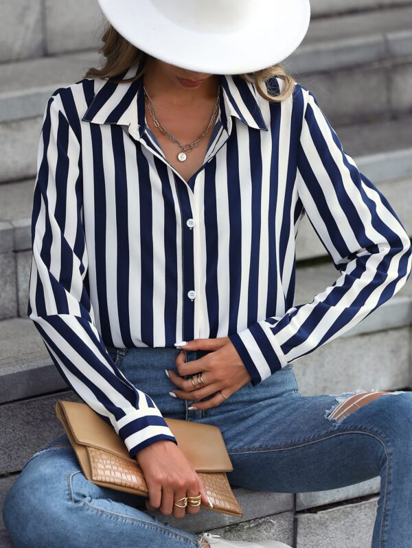 Camisa Manga Larga a Rayas Verticales con Botones - Image 13