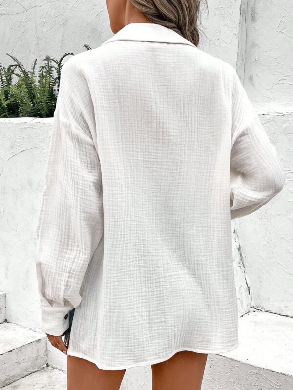 Camisa Larga con Hombros Caídos y Botones Frontales - Image 8
