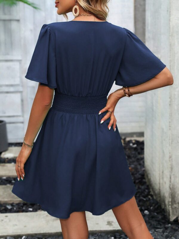 Vestido Casual Cuello en V con Mangas Mariposa - Image 144