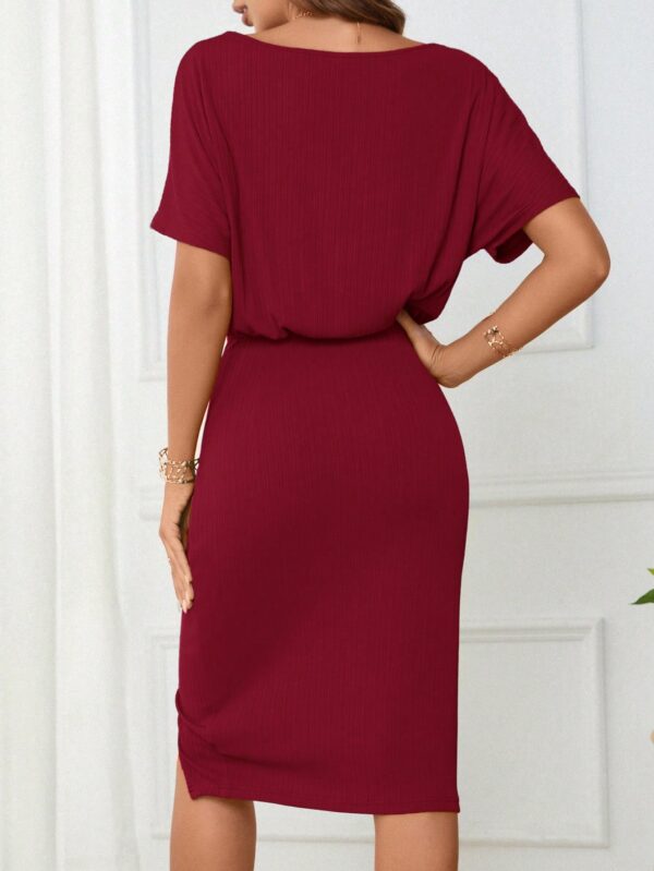 Vestido Casual con Cinturón y Falda Dividida de Manga Murciélago - Image 20